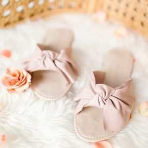 Lauren Conrad faux suede blush knotted bow slide